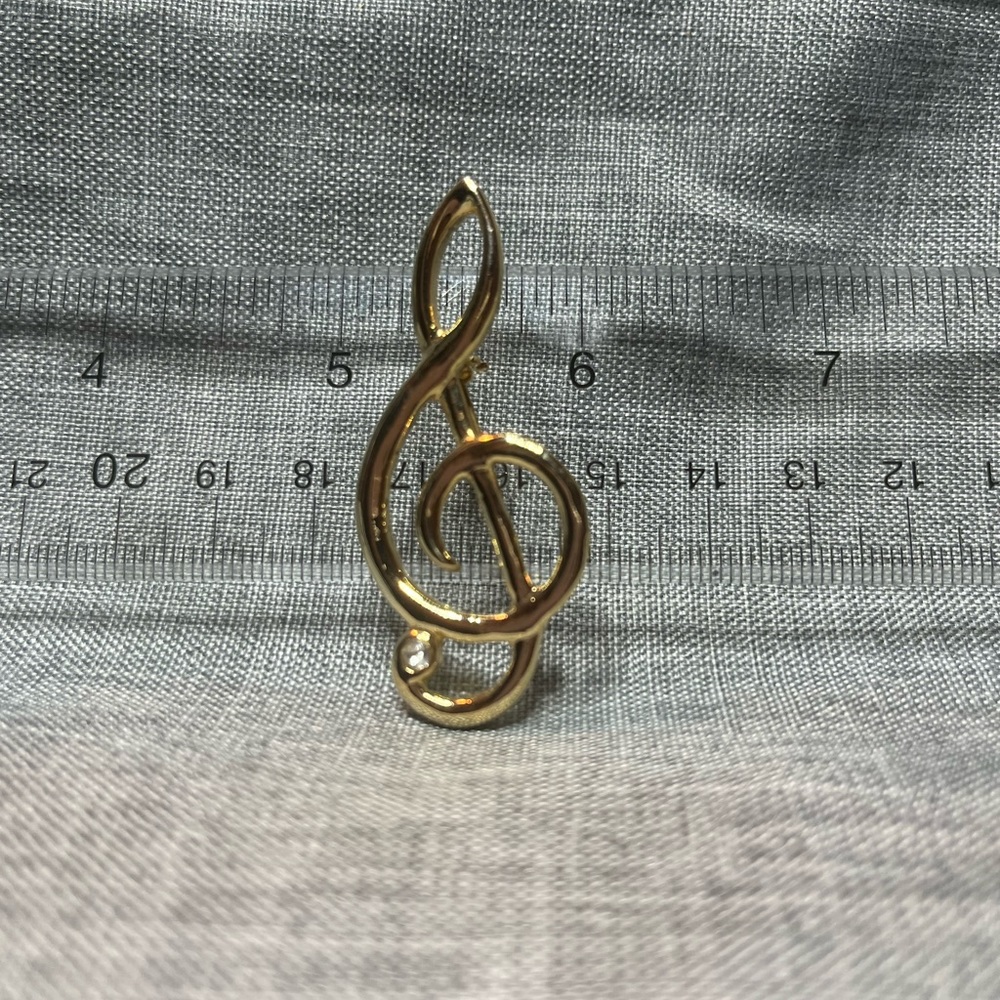Music Note Jewelry Pin